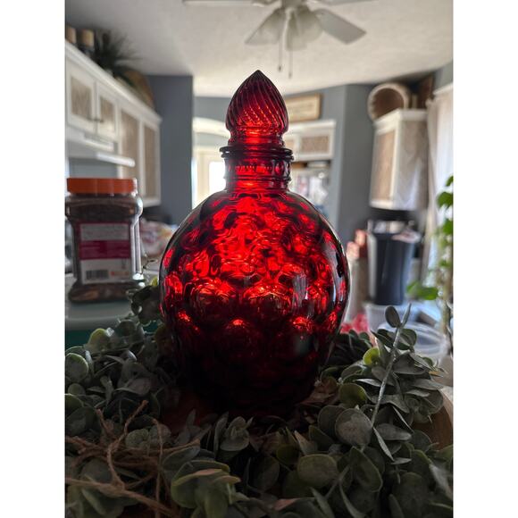 Vintage Wheaton Glass Honeycomb Red decanter vase - Picture 1 of 4